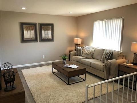 415 Nottingham, Ballwin, MO 63011 photo 3