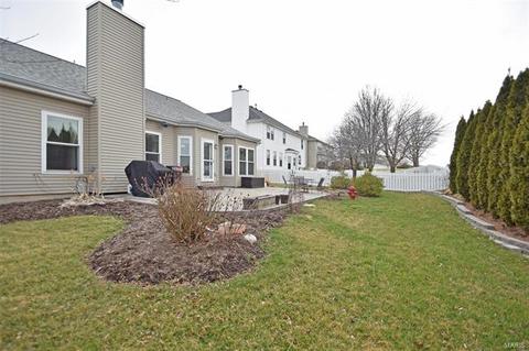 353 Brookhaven Dr, O'fallon, MO 63368 photo 45
