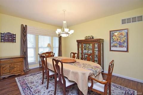 353 Brookhaven Dr, O'fallon, MO 63368 photo 6
