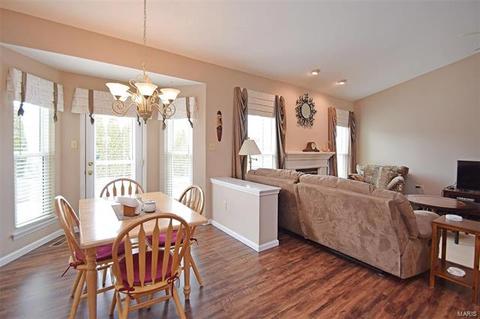 353 Brookhaven Dr, O'fallon, MO 63368 photo 15