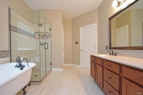 353 Brookhaven Dr, O'fallon, MO 63368 photo 28