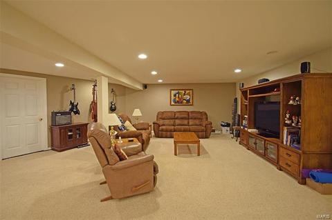 353 Brookhaven Dr, O'fallon, MO 63368 photo 40