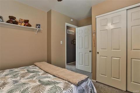 1041 Columbard Dr, Ballwin, MO 63021 photo 33