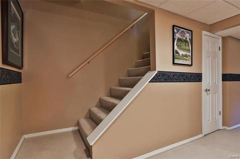 1041 Columbard Dr, Ballwin, MO 63021 photo 40
