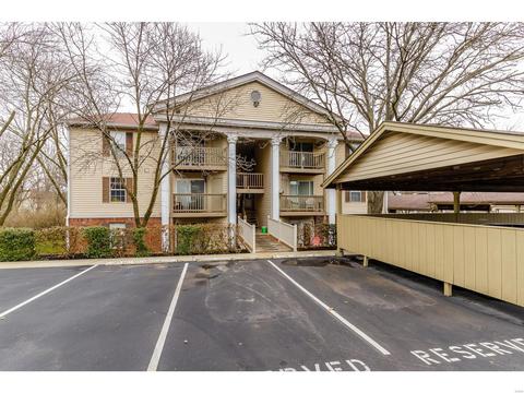 709 Ridgeside Dr #D, Ballwin, MO 63021 photo 1