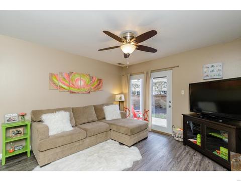709 Ridgeside Dr #D, Ballwin, MO 63021 photo 2