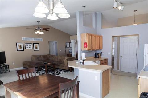 104 Rightfield Dr, O'fallon, MO 63366 photo 25