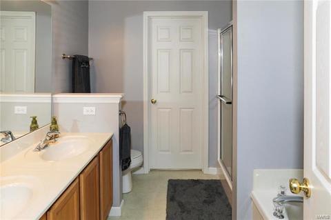104 Rightfield Dr, O'fallon, MO 63366 photo 11