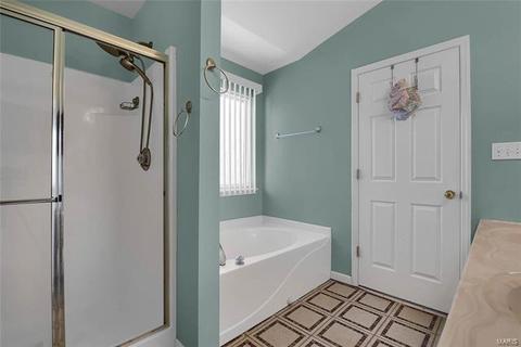 2444 Eagle Frst, Saint Charles, MO 63303 photo 19