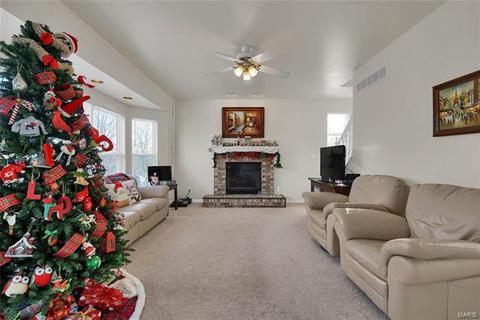 2444 Eagle Frst, Saint Charles, MO 63303 photo 10