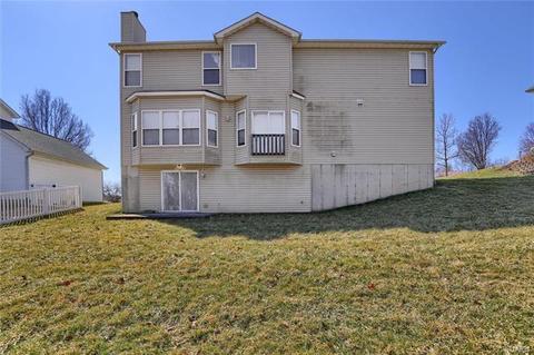 2444 Eagle Frst, Saint Charles, MO 63303 photo 29