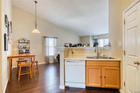 45 Timber Oaks Trl, O'fallon, MO 63368 photo 9