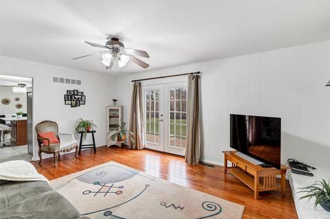865 Gardenway, Ballwin, MO 63011 photo 17