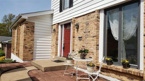865 Gardenway, Ballwin, MO 63011 photo 3