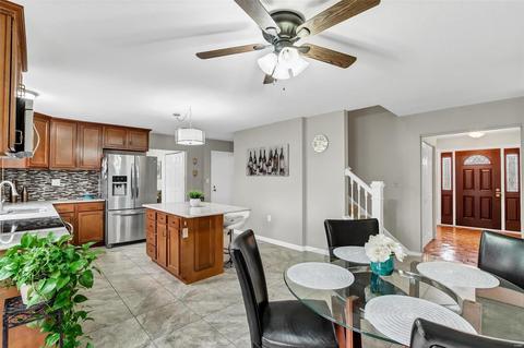 865 Gardenway, Ballwin, MO 63011 photo 13