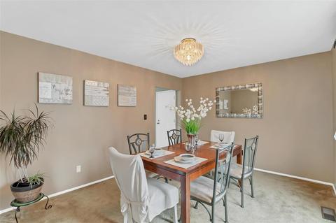 865 Gardenway, Ballwin, MO 63011 photo 4