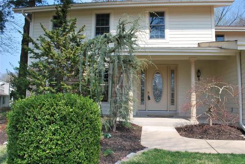 207 Hollytree Ct, Ballwin, MO 63021 photo 3
