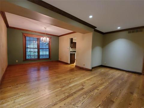 207 Hollytree Ct, Ballwin, MO 63021 photo 5