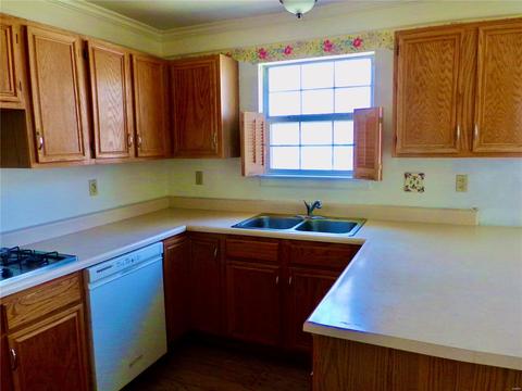 807 Kylewood Pl, Ballwin, MO 63021 photo 9