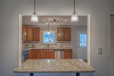 501 Saint John Dr, O'fallon, MO 63366 photo 7