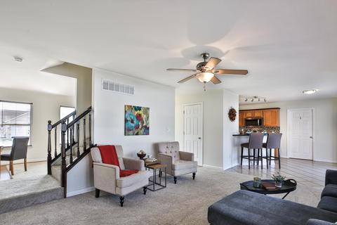 717 Diamond Pointe Ct, O'fallon, MO 63366 photo 4