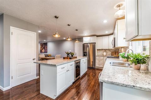 1209 Auber, Manchester, MO 63011 photo 3