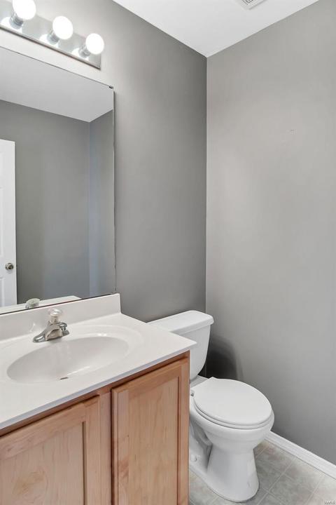 741 Hyde Dr, O'fallon, MO 63366 photo 11