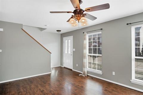 741 Hyde Dr, O'fallon, MO 63366 photo 3