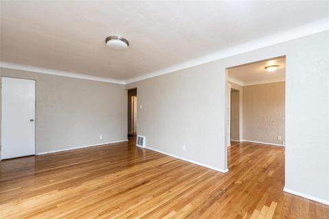 181 Bascom Dr, Saint Louis, MO 63135 photo 5