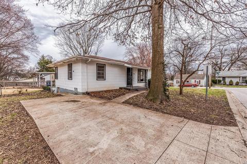 181 Bascom Dr, Saint Louis, MO 63135 photo 2