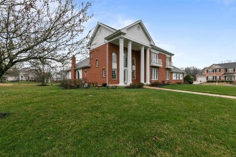 615 Thorntree Ln, Eureka, MO 63025 photo 2