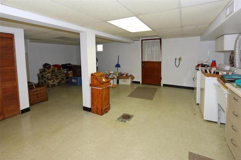 5745 Gresham Ave, Saint Louis, MO 63109 photo 21