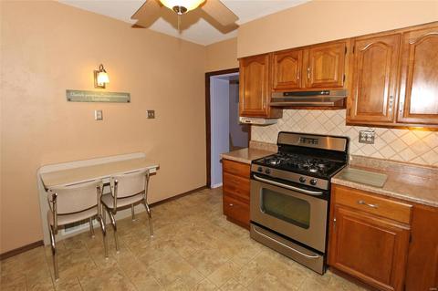 5745 Gresham Ave, Saint Louis, MO 63109 photo 11