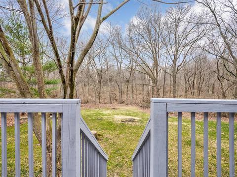 1635 Carman Valley Dr, Ballwin, MO 63021 photo 37