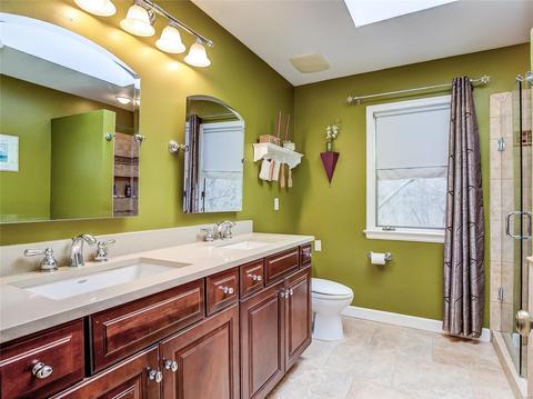 1635 Carman Valley Dr, Ballwin, MO 63021 photo 22