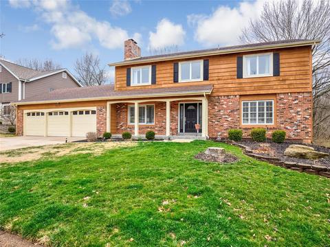 1635 Carman Valley Dr, Ballwin, MO 63021 photo 1