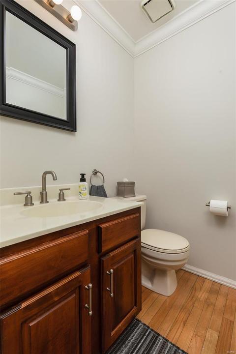 717 Westbrooke Terrace Dr, Ballwin, MO 63021 photo 11