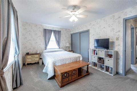10855 Spring Ave, Saint Ann, MO 63074 photo 15