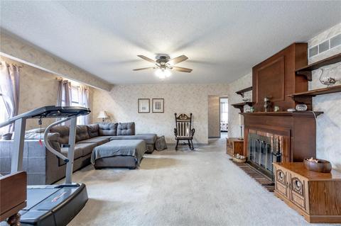 10855 Spring Ave, Saint Ann, MO 63074 photo 2
