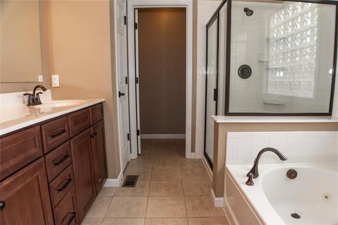 876 Ashton Way Cir, Eureka, MO 63025 photo 39