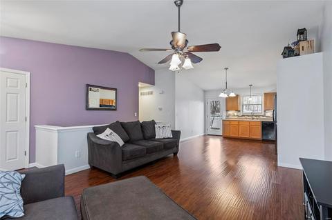 487 Chatham, O'fallon, MO 63366 photo 7
