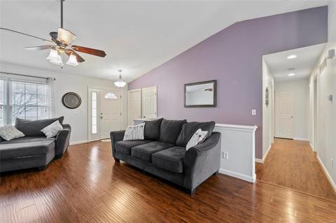 487 Chatham, O'fallon, MO 63366 photo 11