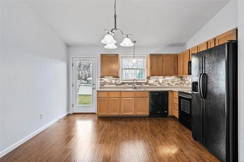 487 Chatham, O'fallon, MO 63366 photo 8