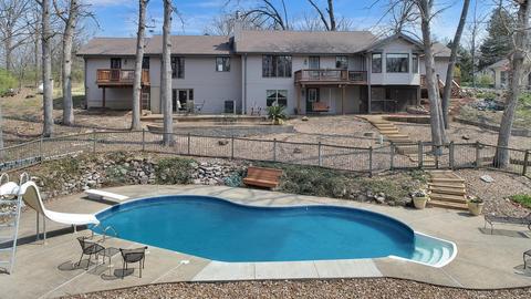 17 Hickory Hill Dr, O'fallon, MO 63366 photo 3