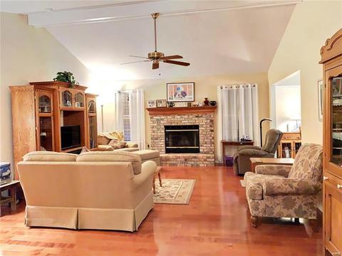122 Keystone Xing, O'fallon, MO 63368 photo 5