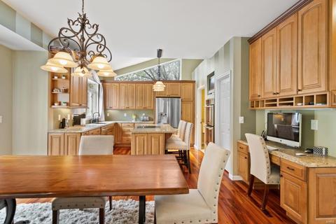 999 Kiefer Trails Dr, Ballwin, MO 63021 photo 12
