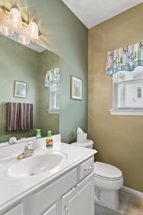 999 Kiefer Trails Dr, Ballwin, MO 63021 photo 16