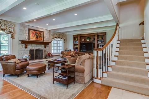 26 Upper Ladue Rd, Ladue, MO 63124 photo 28