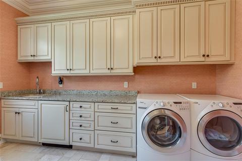 26 Upper Ladue Rd, Ladue, MO 63124 photo 31