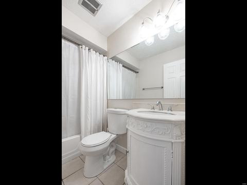 983 Barbizon, Manchester, MO 63021 photo 13